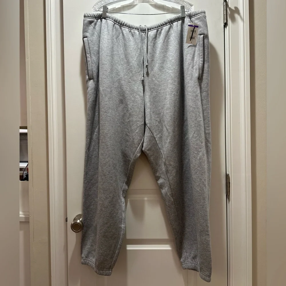 SKIMS Gray Women's Jogger Sweatpants